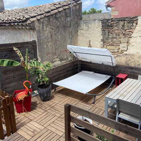 Jacuzzi Prive Chambre Et Table D Hotes Vauvert Exterior photo
